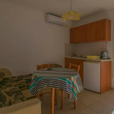 Stef In Island Pag *