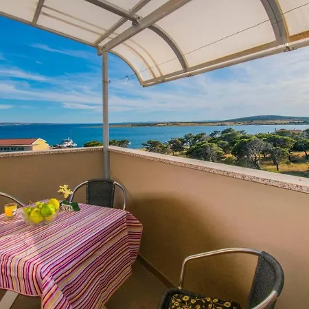 Stef In Island Pag Košljun