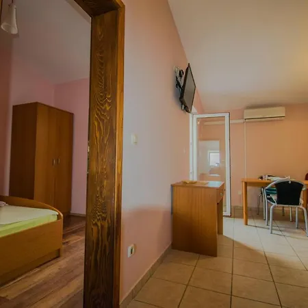 Stef In Island Pag Апартаменты