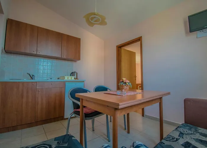 Stef In Island Pag Kosljun