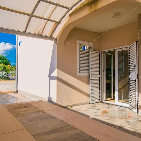 Stef In Island Pag *